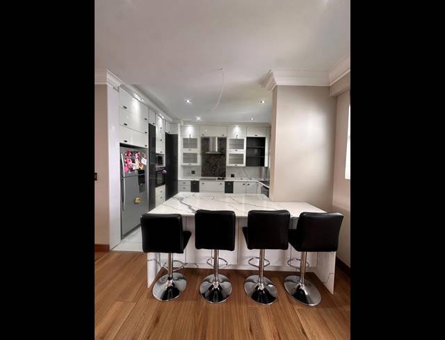 4 BEDROOM PROPERTY TO RENT IN MELROSE NORTH